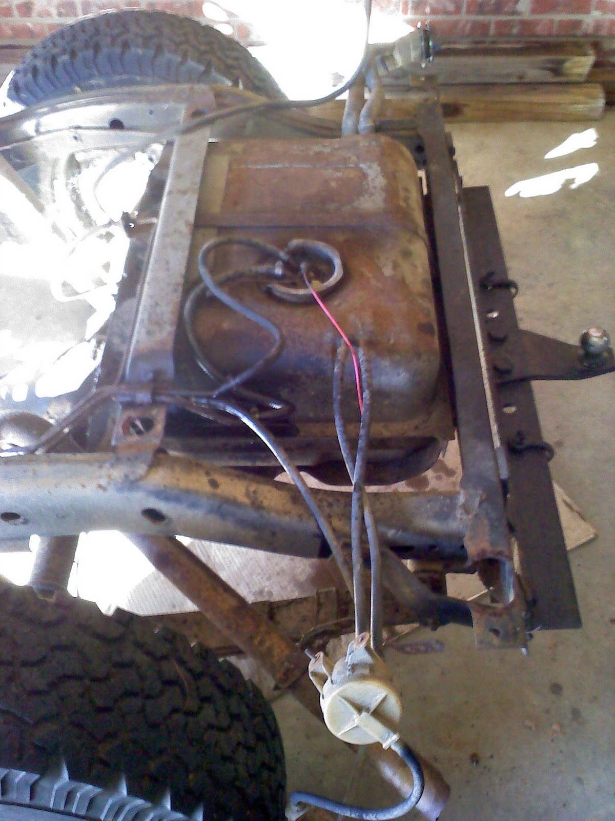 1983 CJ7 Rebuild Removing Gas Tank