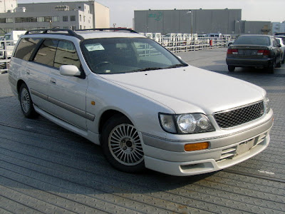 Now see the different of the car NiSSaN STaGeA