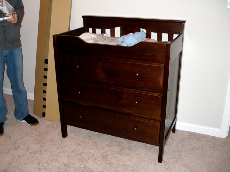 [Changing+Table&Dresser.JPG]