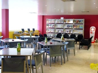 [cafetaria.jpg]