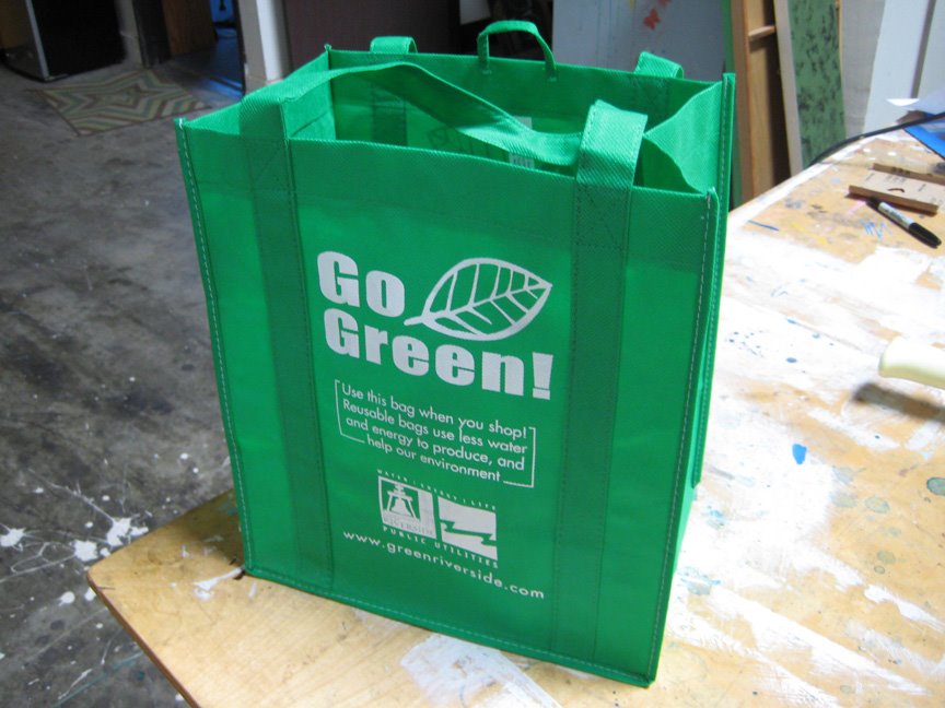 [RiversideGreenBag.JPG]