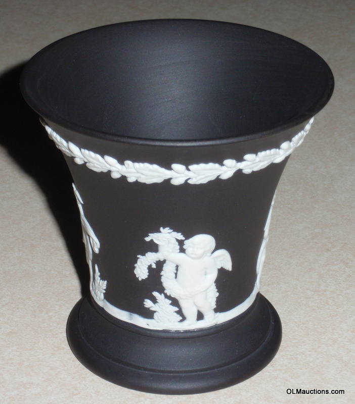 Wedgwood For Sale 31/2" Black Wedgwood Jasperware Vase