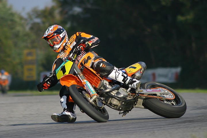 supermoto