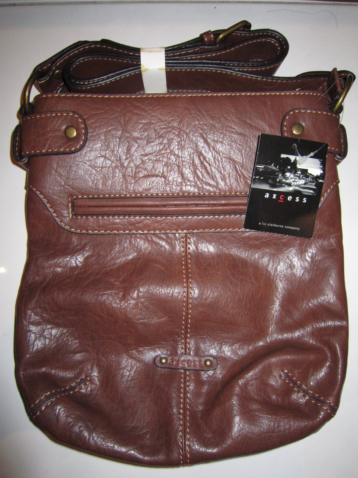 The Mall Queen Axcess By Liz Claiborne Jolie Cross Body (MQ106)