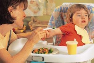 Tips Agar Anak Mau Makan