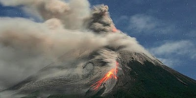 Gunung Merapi Meletus
