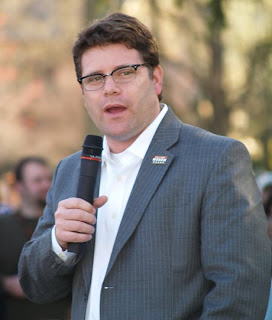 Sean Astin