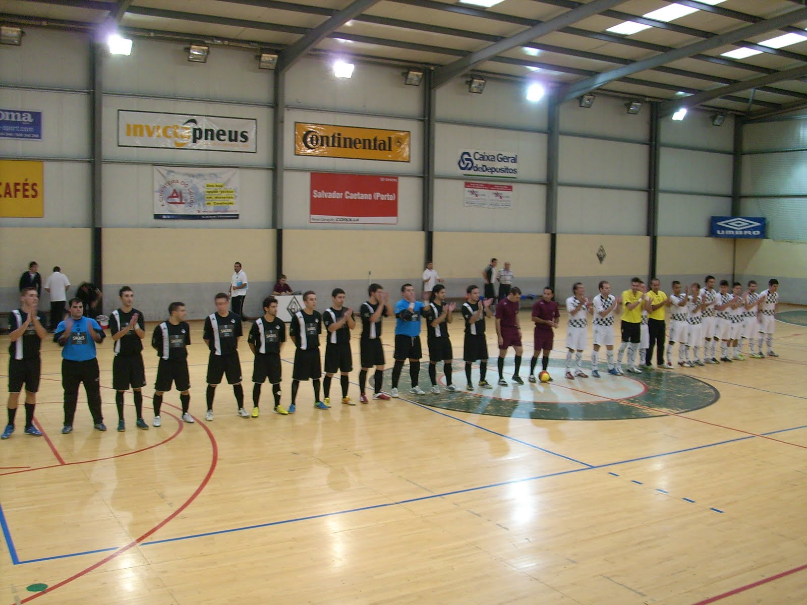 [futsal+018.JPG]