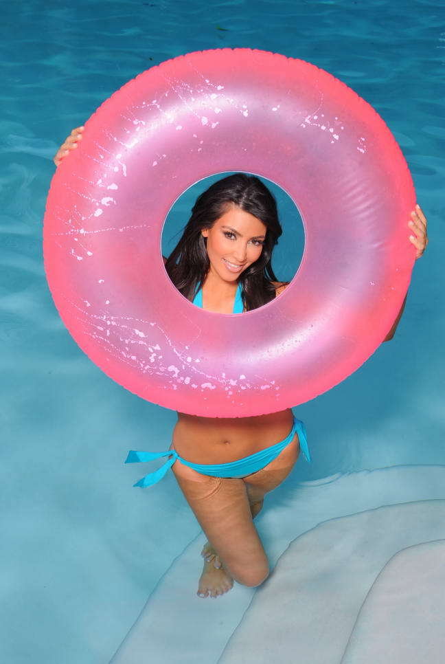 Kim Kardashian in Beautiful Swimming Pool Bikini Fashion Model Photo Shoot