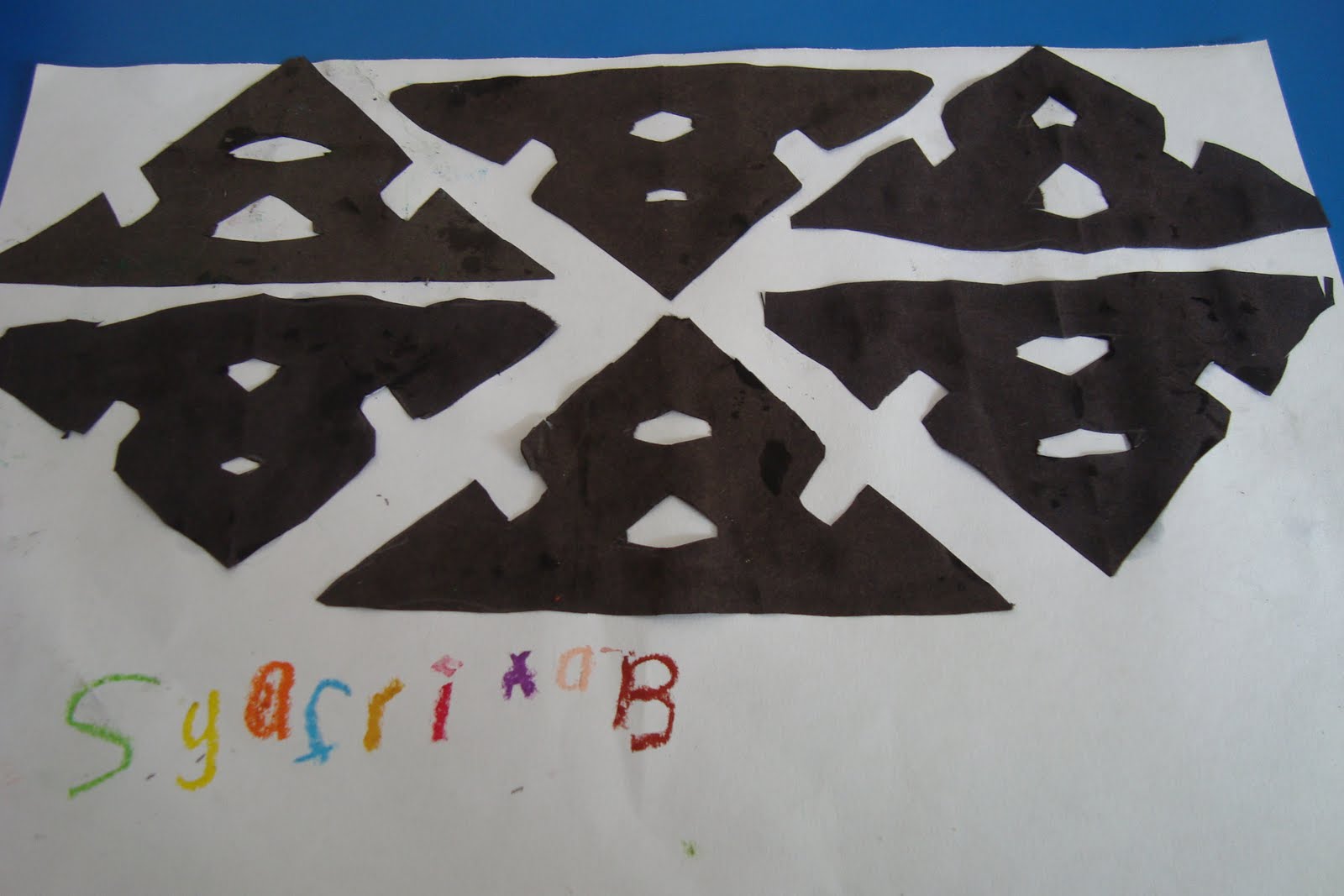 Gambar Corak Terancang