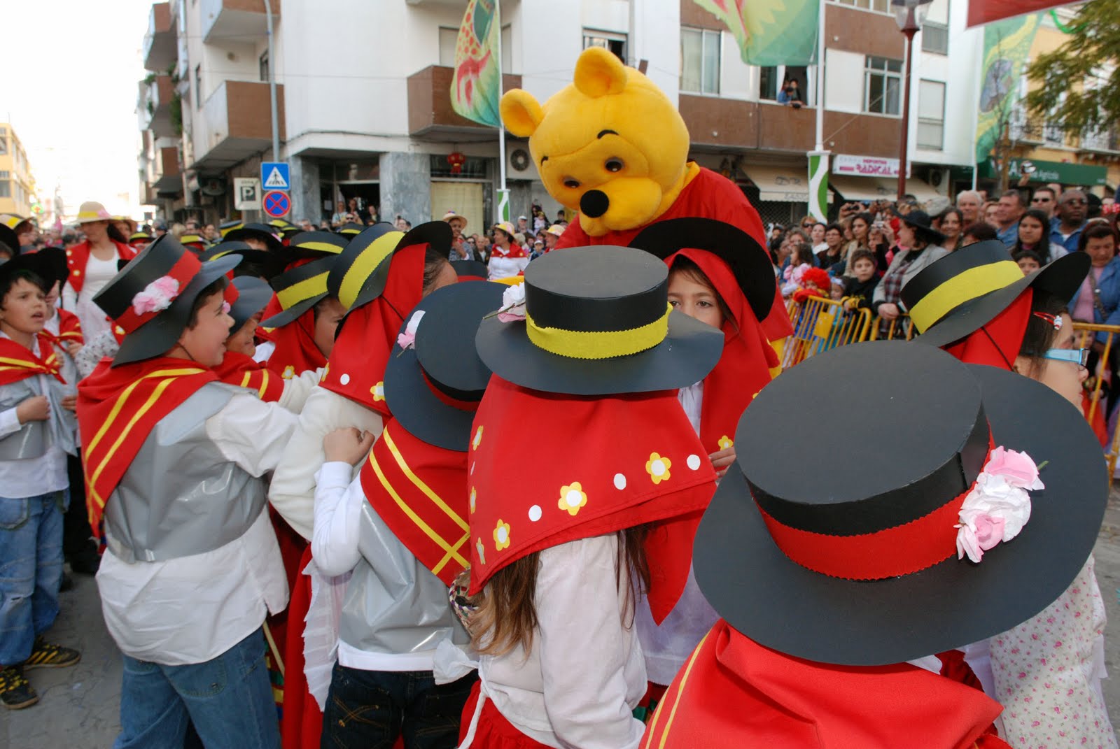 [Carnaval+Infantil+de+Loulé.JPG]