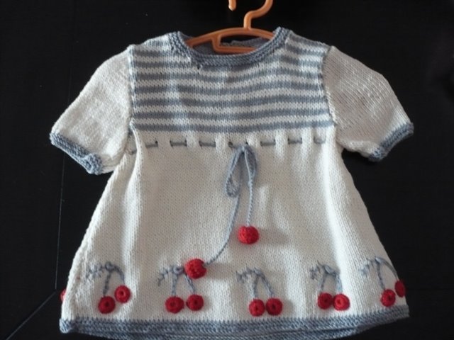 vestido punto con cerezas 0-3 meses