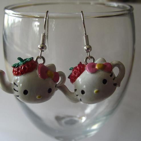 teapot earrings
