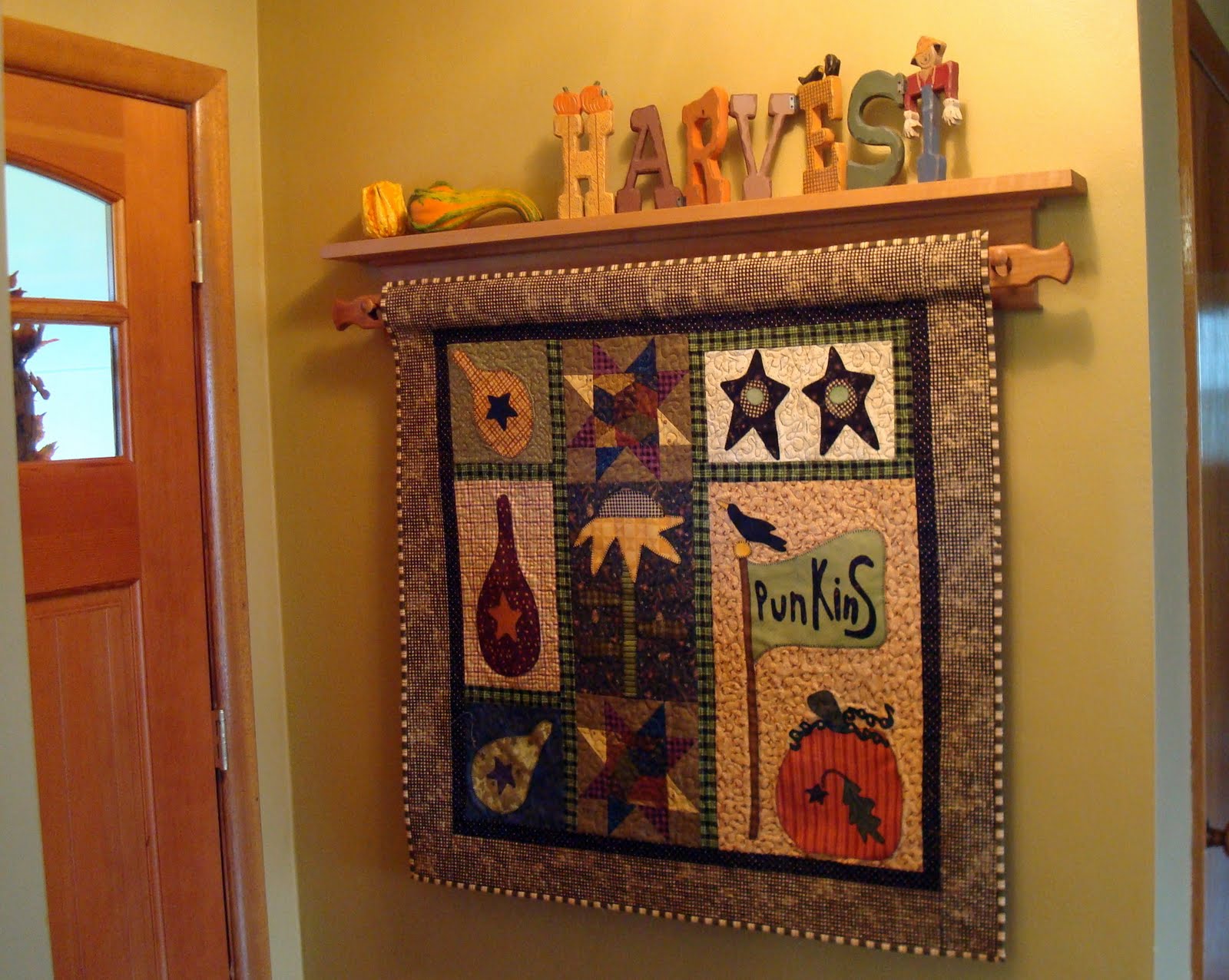 Wood pe hung Topic Woodworking plans hanging quilt rack