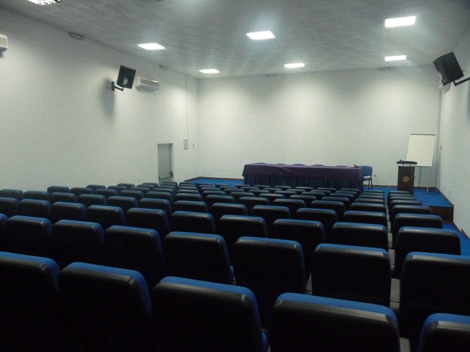 [P1050736.JPG]