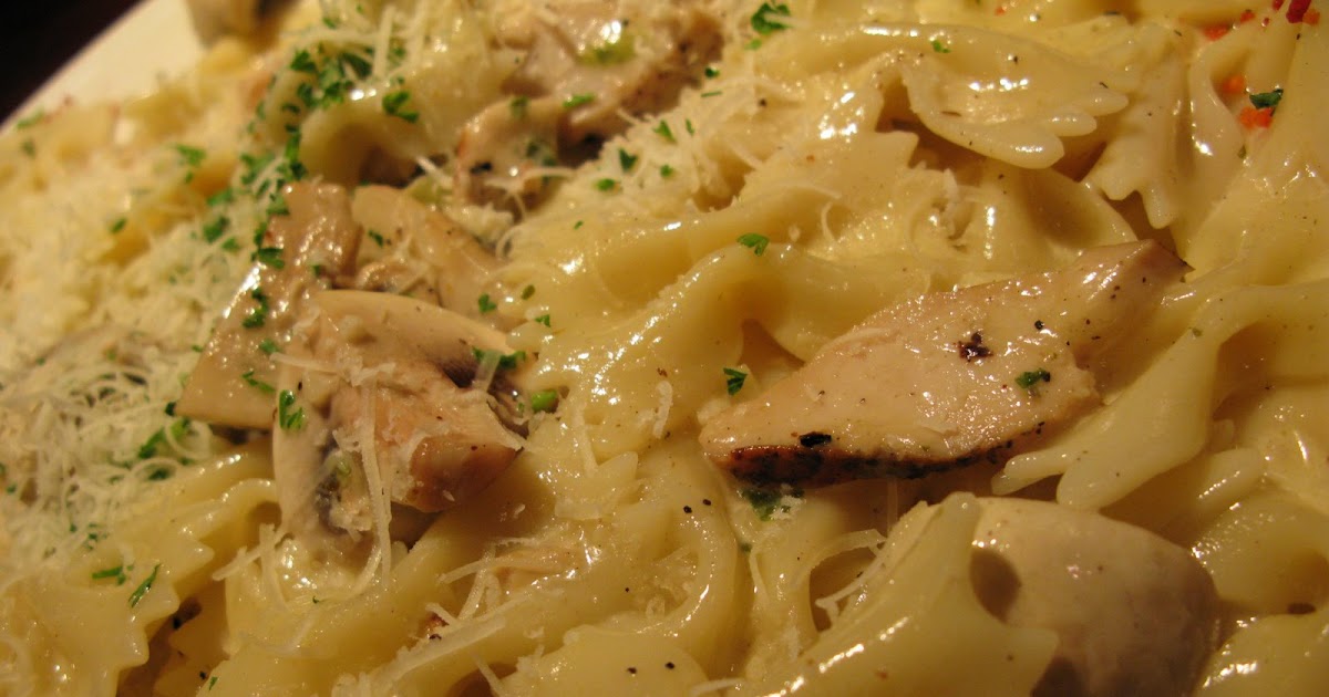 TimeToEatMon Bow Tie Noodles and Jerk Chicken