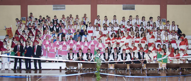 Foto de familia de los grupos