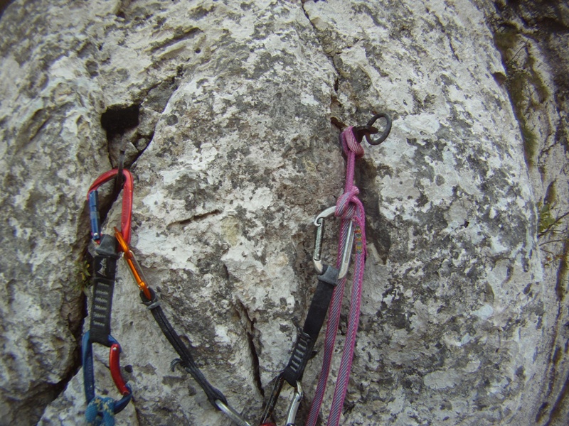 4 Essential Ways To Use Slings in Multi Pitch Climbing