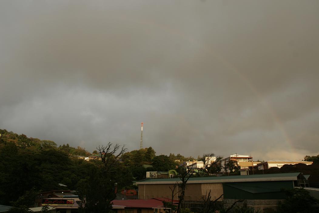 [arco+iris+monteverde.JPG]