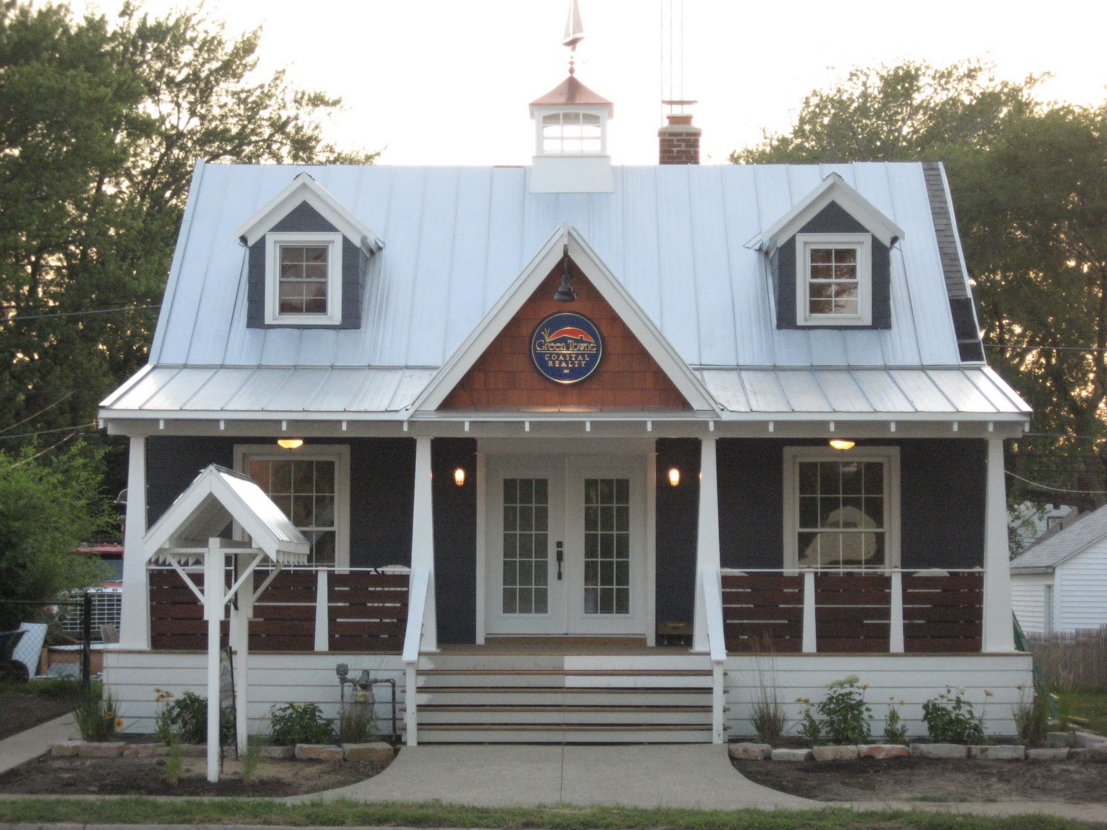 Looking for a vacation house? Give us a call Southwest Michigan Real