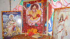 Yogamaya de Vrindavan, não foi permitido tirar foto da deidade.