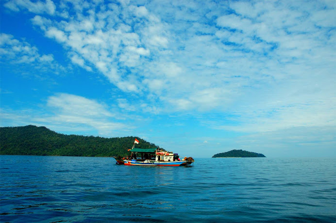 LAUTKU BIRU