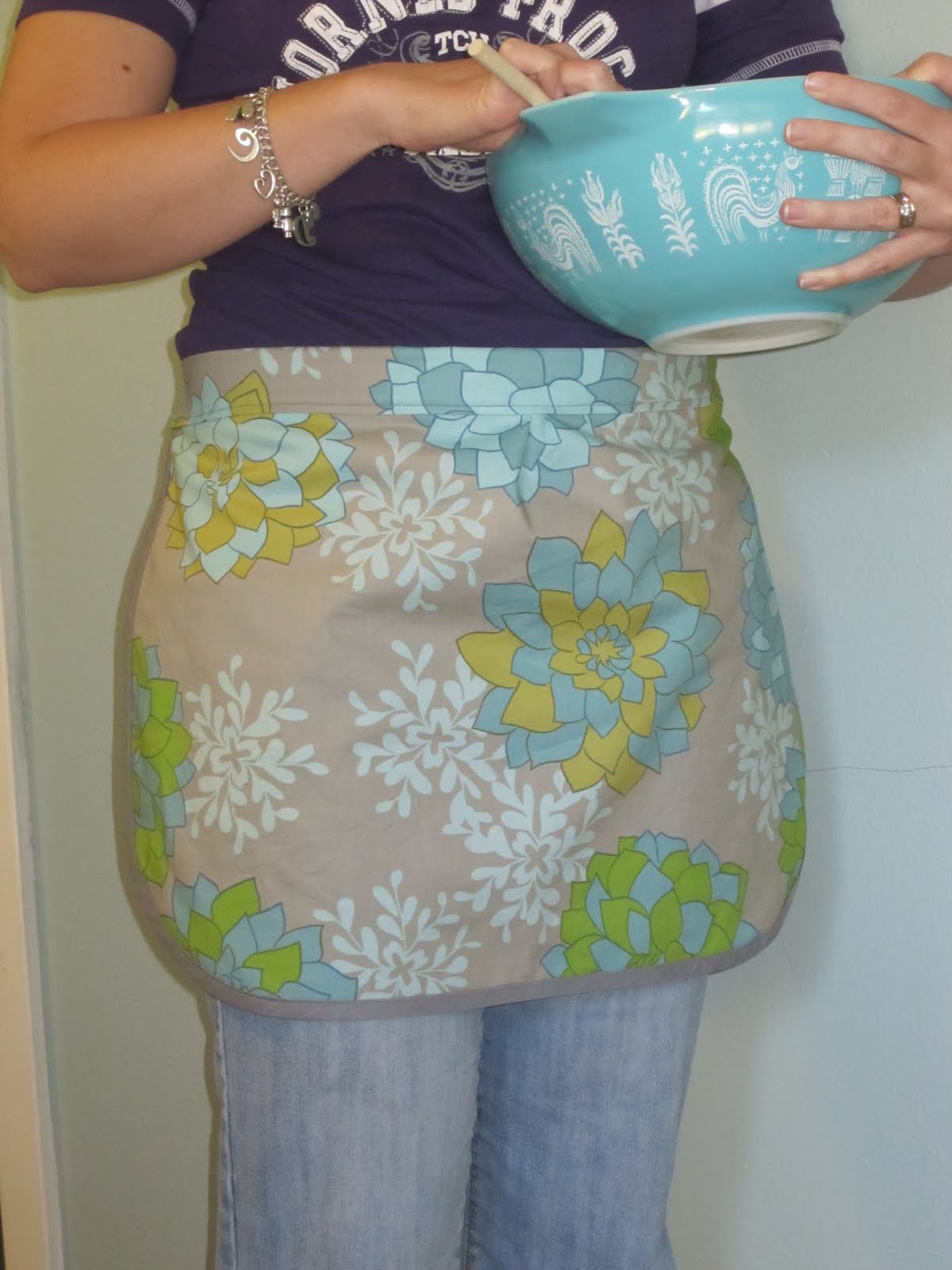 This Present Life Fat Quarter Aprons