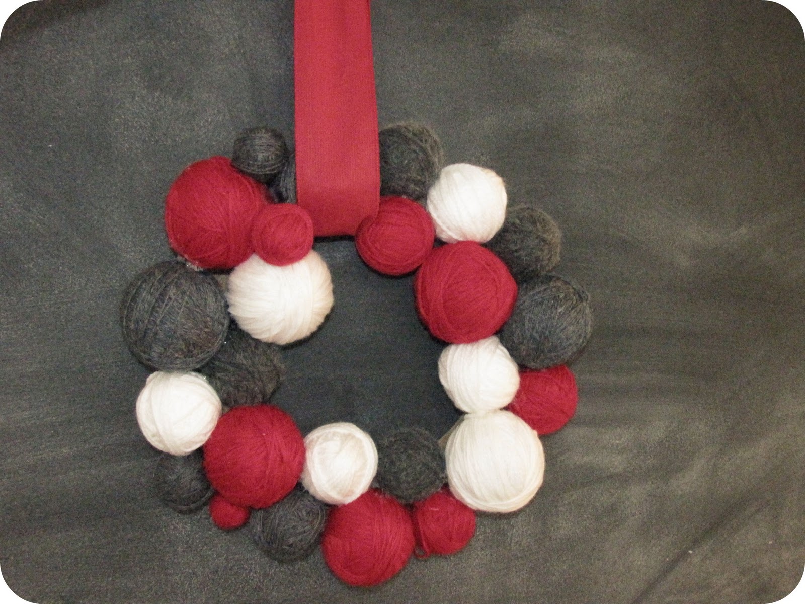 My House of Giggles A cozy yarn ball wreath