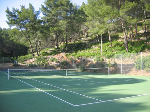 Tennis court 3
