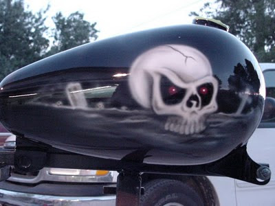 skull airbrush tank