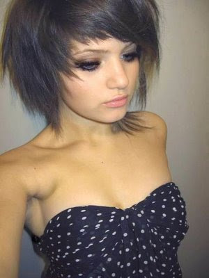 Photos Emo Hairstyle With Cute Girl Emo Hairstyles Typically Hot Scene Emo