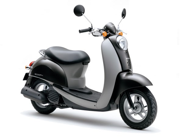 Spesifikasi Honda Scoopy New Brand Of Motorcycle