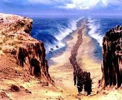 Foto+Nabi+Musa Angin yang Membelah Laut Merah untuk Nabi Musa? | Berita Gokil