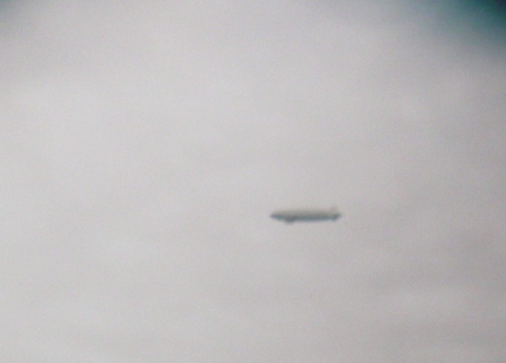[le+zeppelin+bas.jpg]