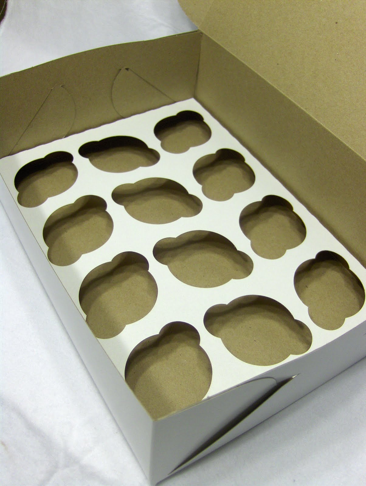 Cupcake Boxes And Inserts. ProQuality Bakery Boxes for Cupcakes with