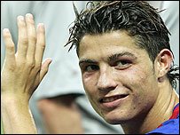 [_40694036_ronaldo.jpg]