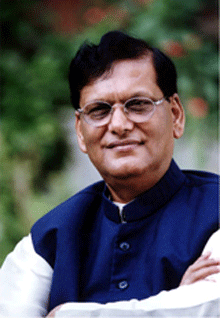 [Dr_Bindeshwar_Pathak.gif]
