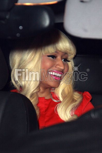 Jeffrey Campbell Lita's in black suede! More pictures after the jump. Jeffrey Campbell Lita's in black suede! More pictures after the jump.