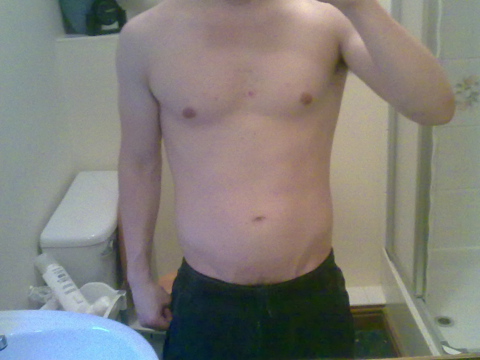 http://2.bp.blogspot.com/_dtaWqzV6d7M/TR-rzDly-DI/AAAAAAAAA_I/vbYimKX_SCY/s1600/Intermittent+Fasting+Leangains+James+Before.jpg