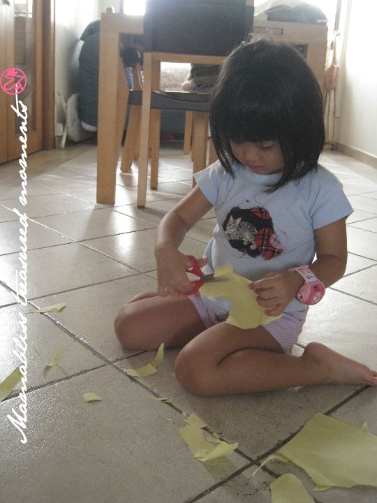 [Messy+Fun+-+Scissors+2]