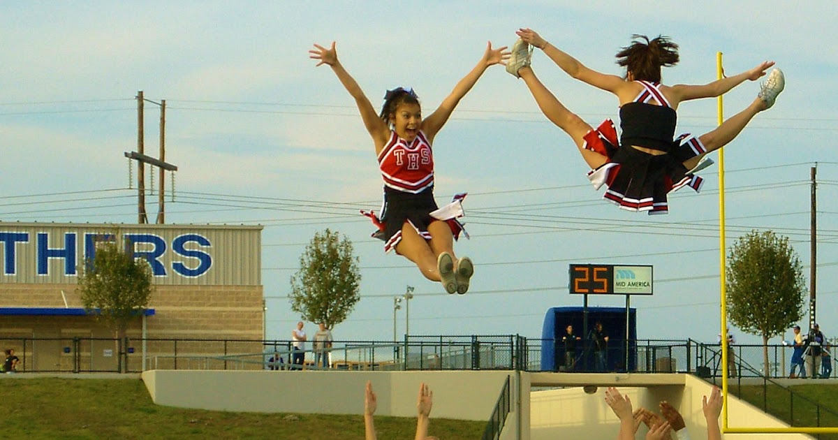 Terrell Texas Daily Photo Terrell Playoff Game, Midlothian, Tx.