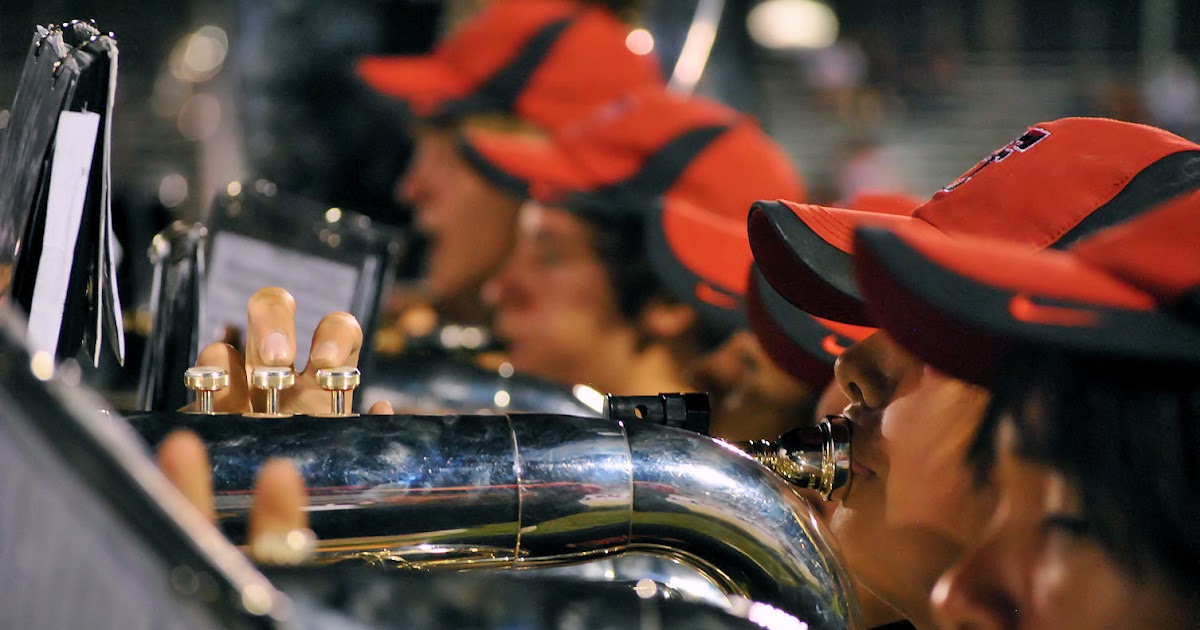 Terrell Texas Daily Photo friday night halftime entertainment