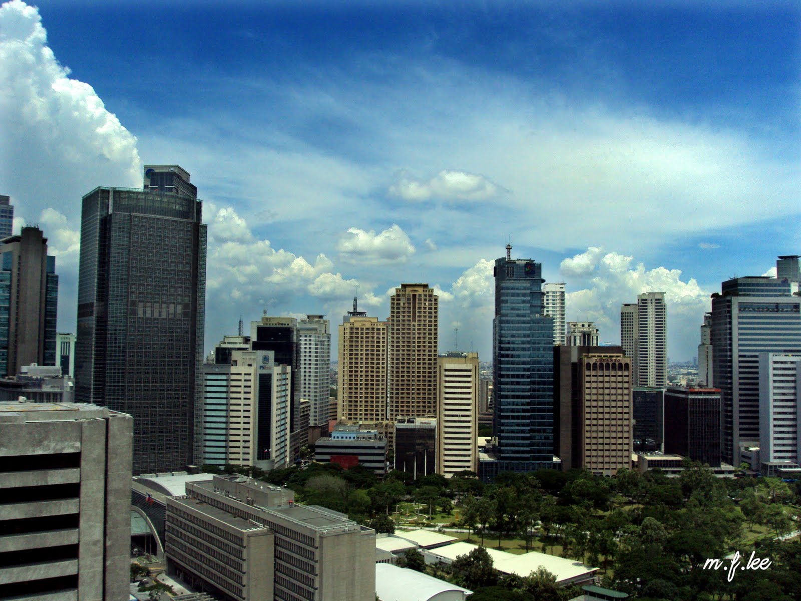 Here and There Everywhere! Sights and Sounds Makati City
