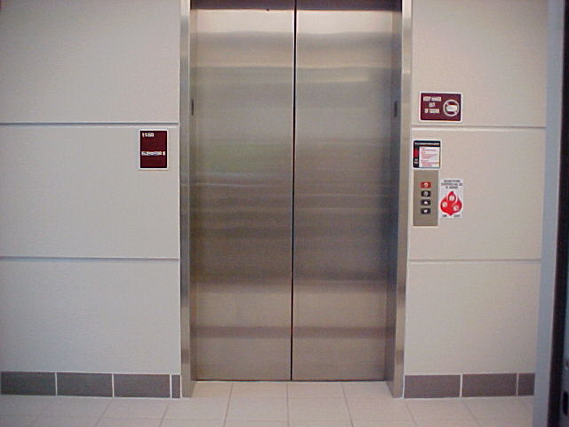 [elevator.jpg]