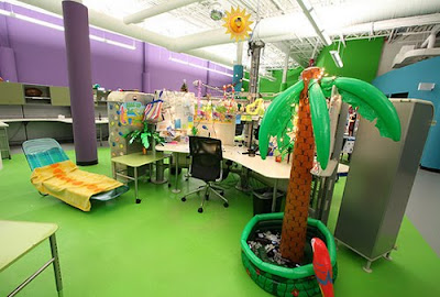 Door christmas decorating office contest decorations classroom decoration doors unique decorate decor stylish stunning themes choose instaloverz Decorating office cubicles for christmas holiday decorations