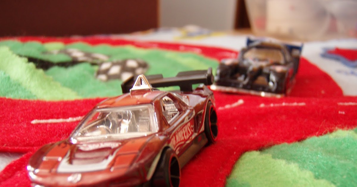 Outside the box! Ross's Grand Prix playmat