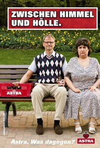 Spass Ag Spass Unterhaltung Und Kurioses Trinken Ist Kunst Astra Werbung