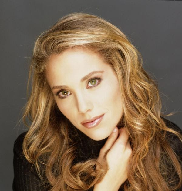 Elizabeth Berkley facts | Facts About All
