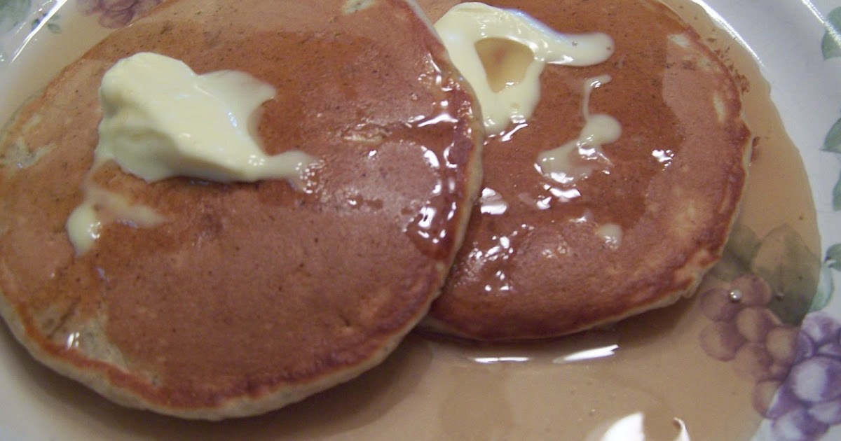 the homespun heart Applesauce Pancakes