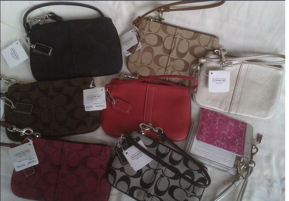 brandnew coach wristlets
